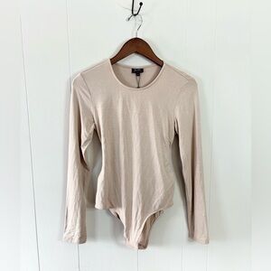 Bardot revolve nude tan long sleeve crewneck bodysuit belinda size SM new